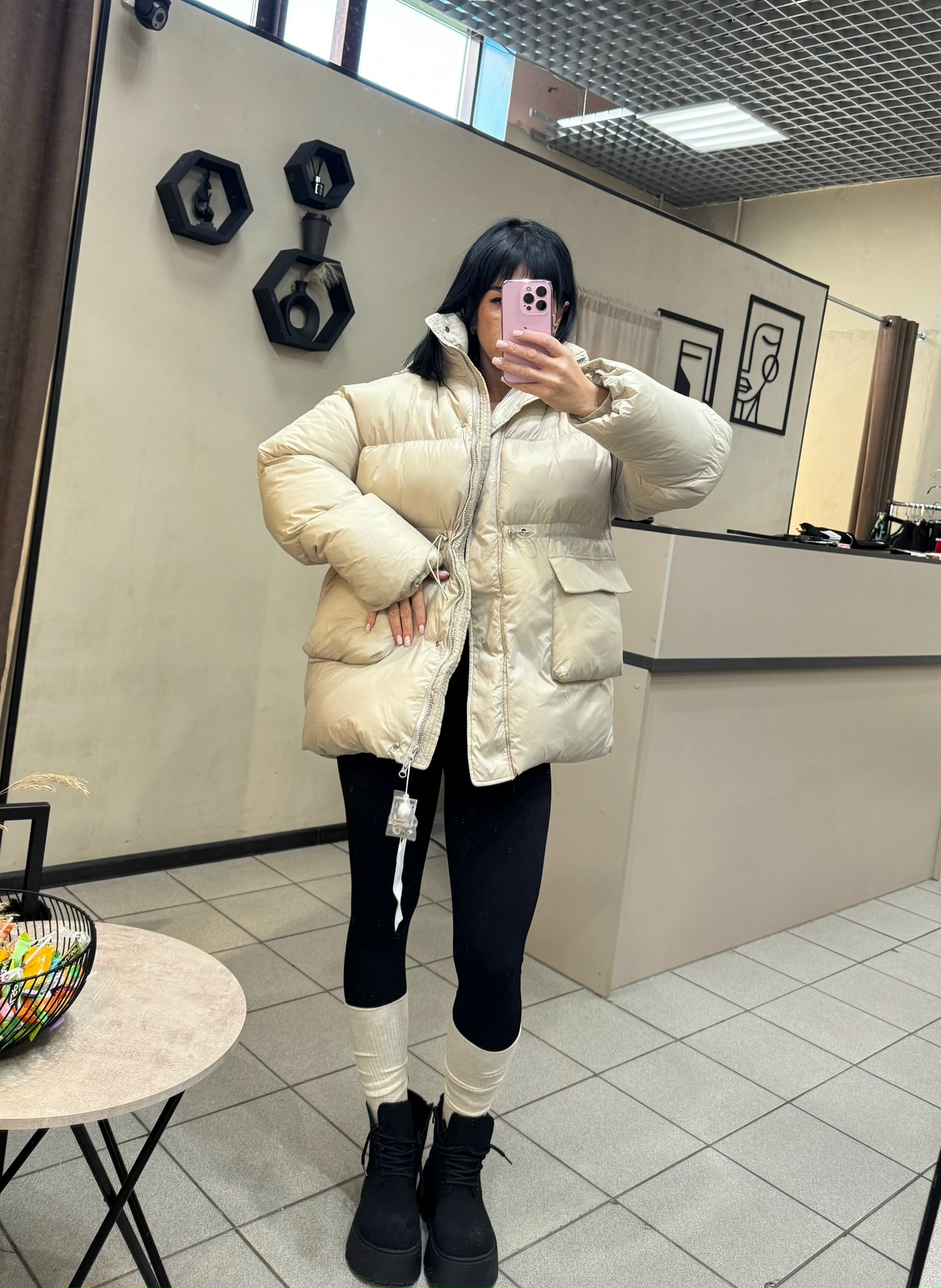 Модель в одежде Pudra.Shop 18