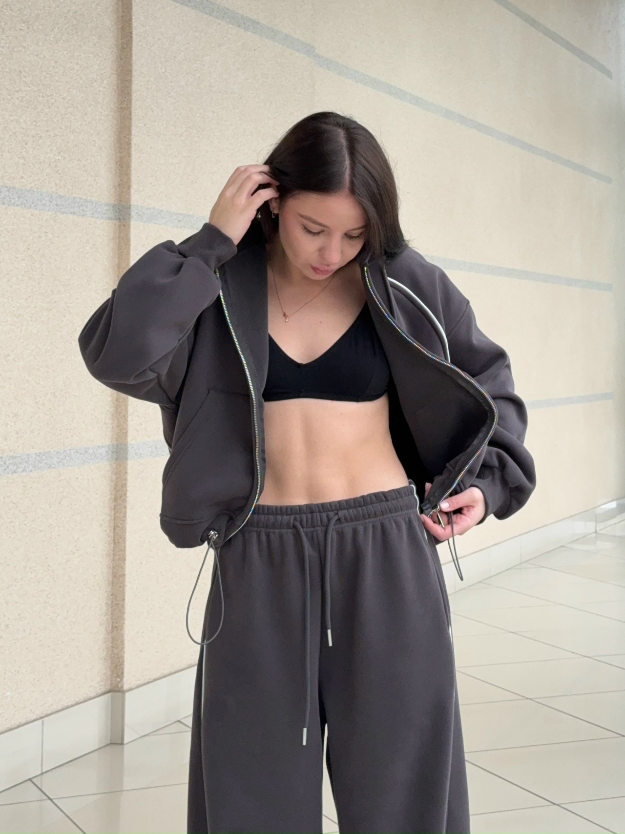 Модель в одежде Pudra.Shop 26